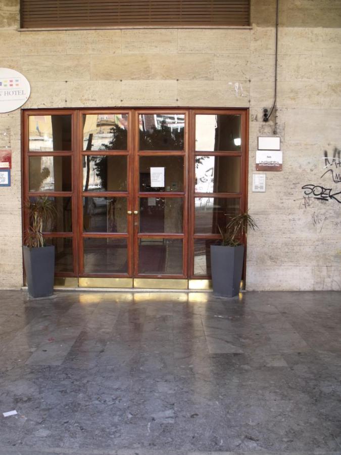 Hotel Plaza Ungheria パレルモ エクステリア 写真